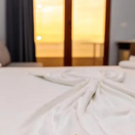 호텔 Montecarlo 4*